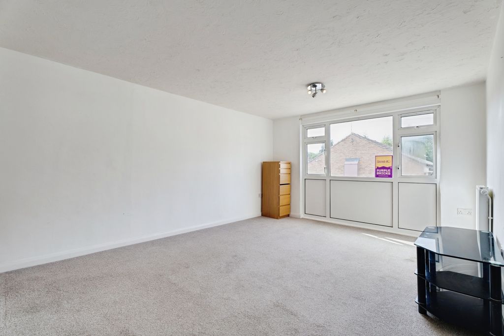 Property photo 3 of 13 Pbox-Img.Jpg