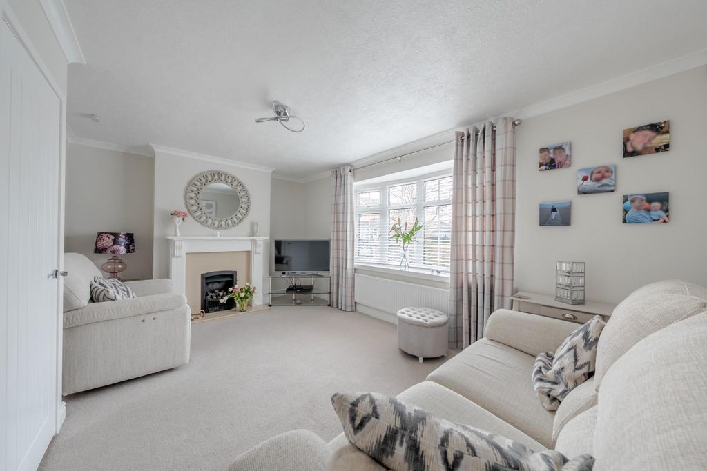 Property photo 2 of 15 Dsc02835-Hdr.Jpg