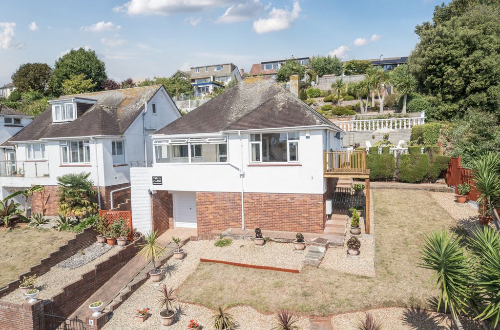 Property photo 2 of 27 2 - 1341352-2-68A85E9...