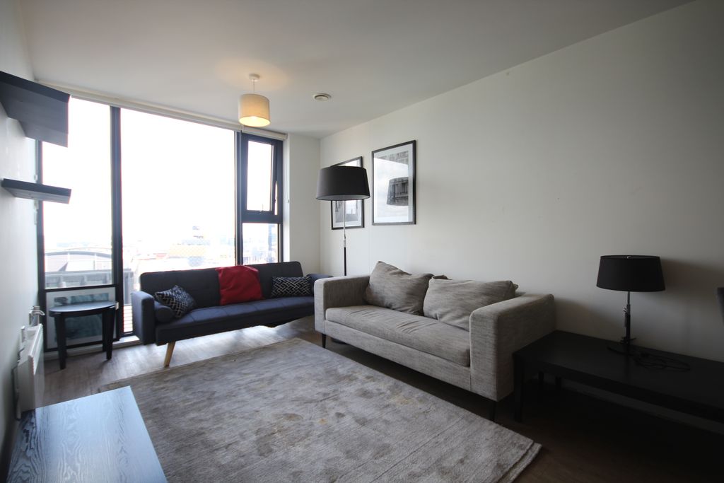 Property photo 2 of 9