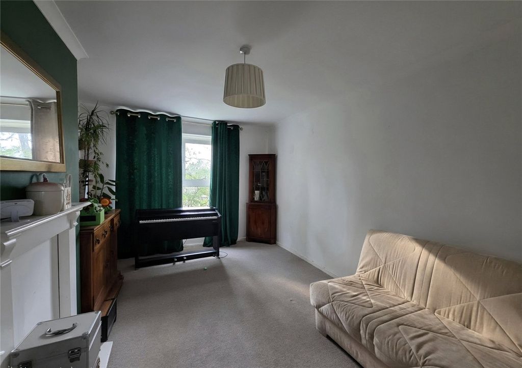 Property photo 3 of 6 Picture No. 07