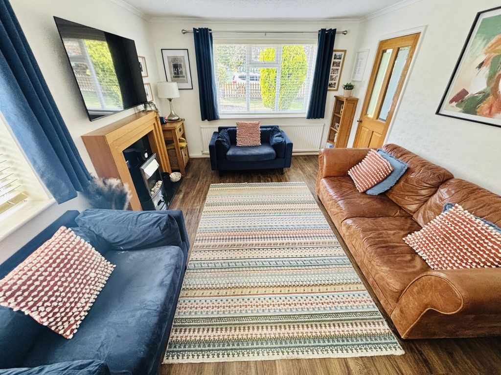 Property photo 3 of 22 Pbox-Img.Jpg