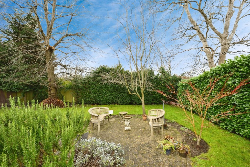 Property photo 2 of 18 Pbox-Img.Jpg