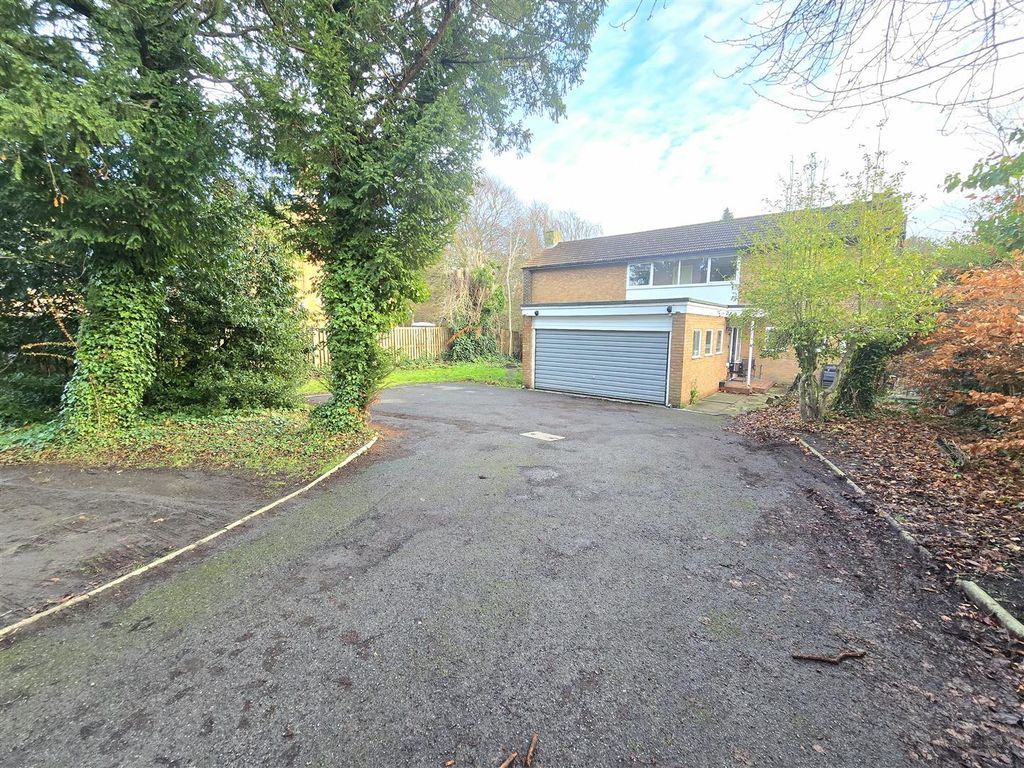 Property photo 2 of 2