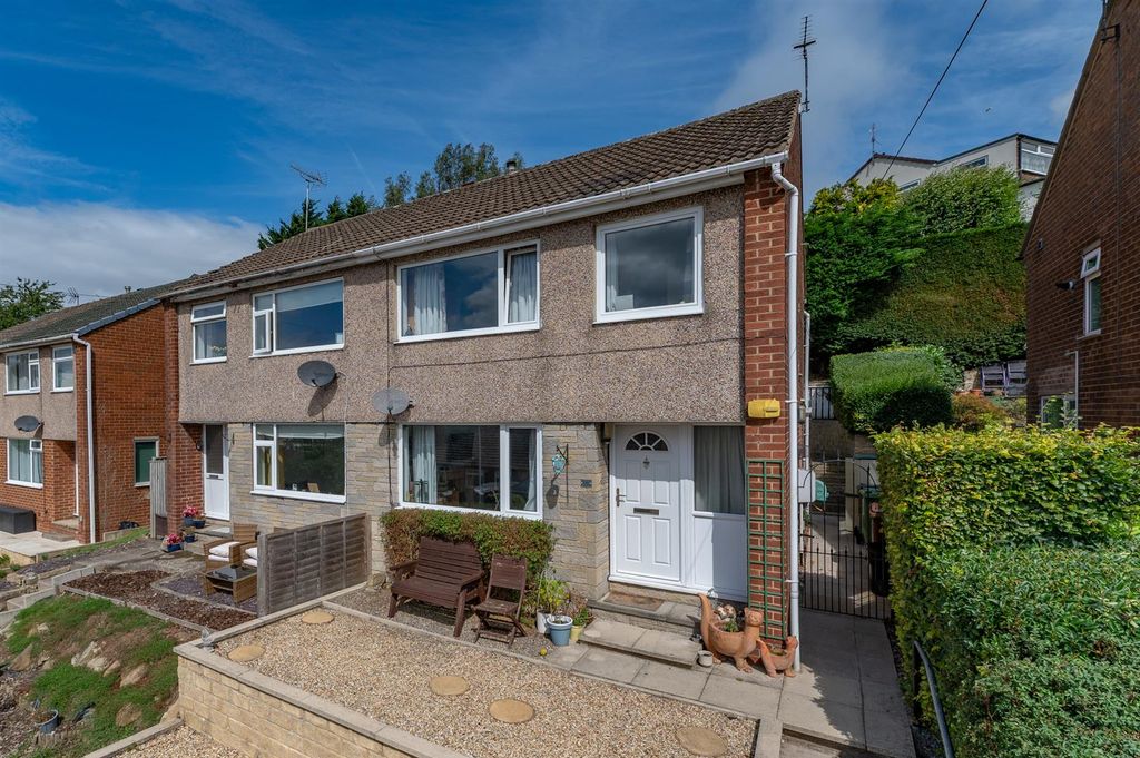 Property photo 1 of 28 Rumplecroft