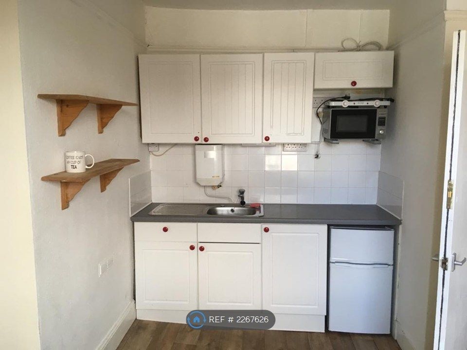 Property photo 1 of 4