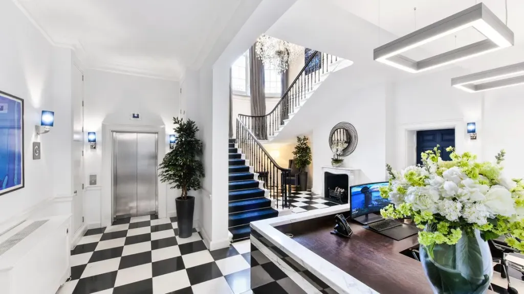 Property photo 2 of 7