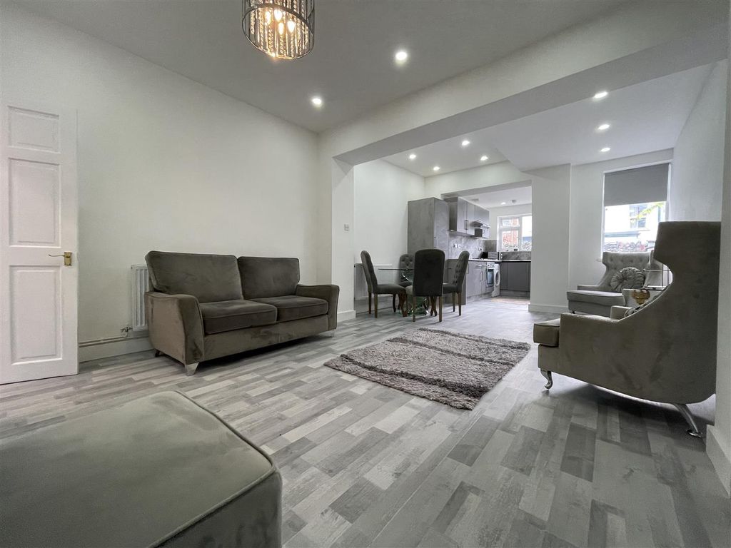 Property photo 2 of 10 Img_2824.Jpg