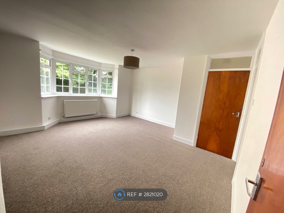 Property photo 2 of 14 Lounge