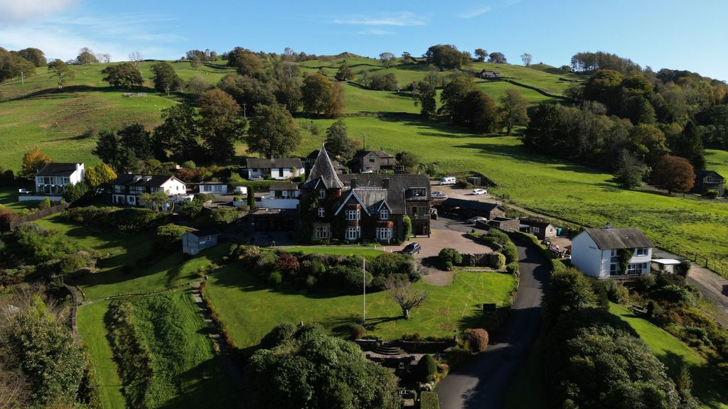 Property photo 3 of 21 Holbeck Ghyll
