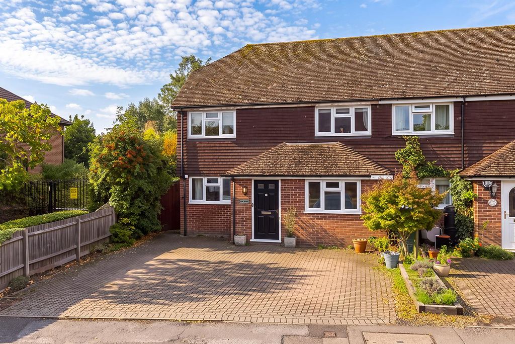 Property photo 1 of 12 Penderry01.Jpg