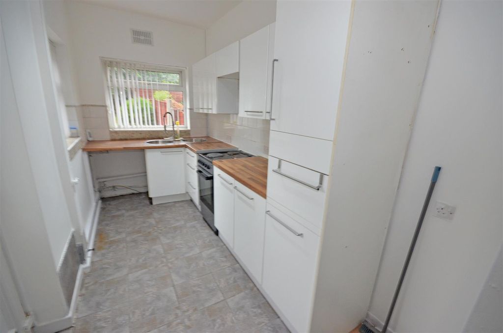 Property photo 3 of 22 01B.Jpg