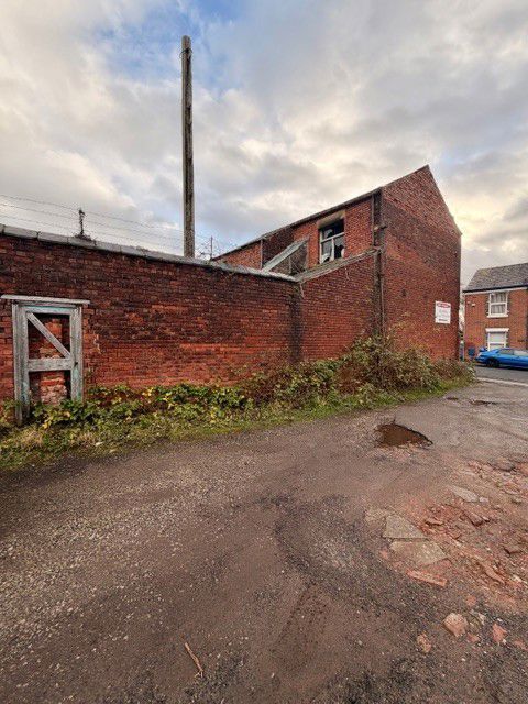 Property photo 2 of 15