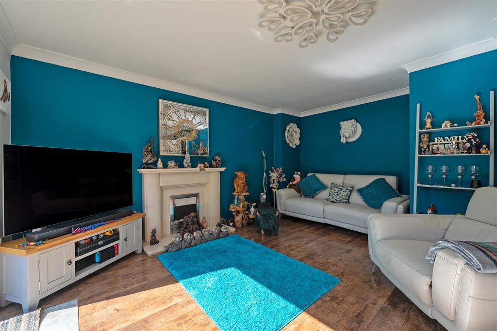 Property photo 3 of 26 Dsc03468-Hdr.Jpg