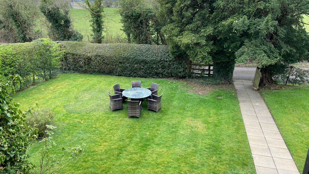 Property photo 3 of 12 Image 3