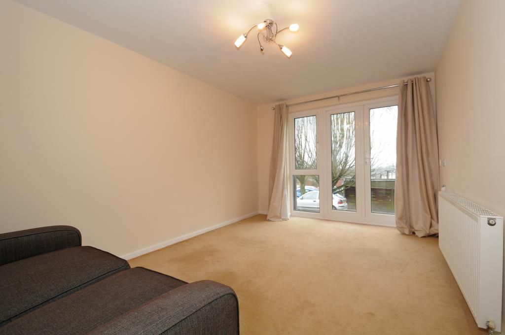 Property photo 2 of 10 Living Area