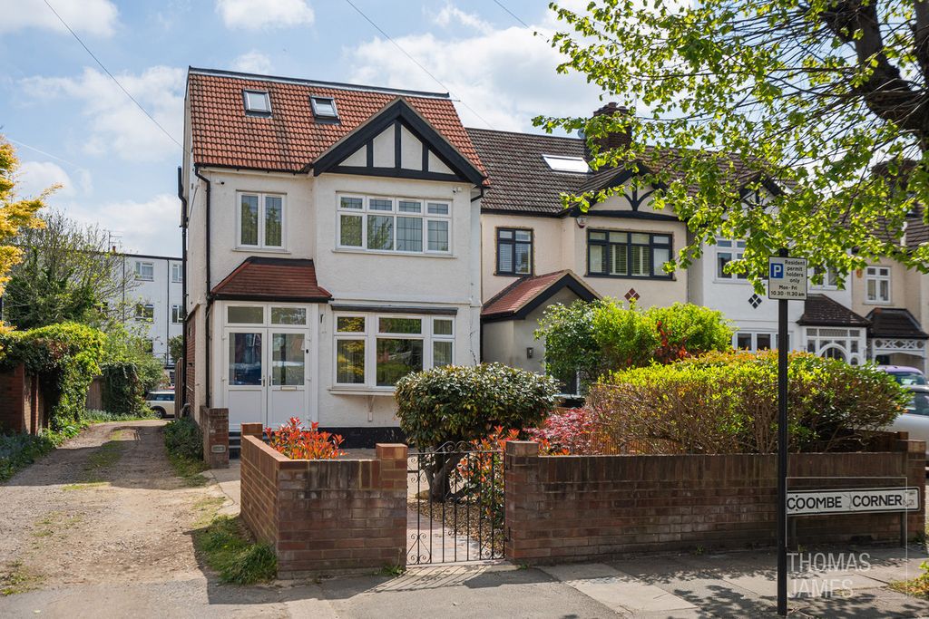Property photo 2 of 29