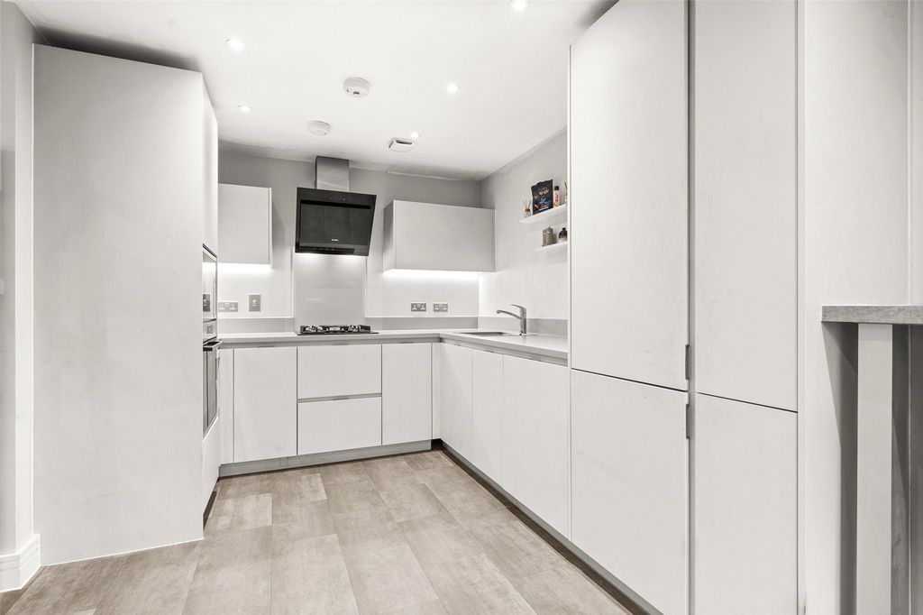 Property photo 2 of 14 Picture No. 05