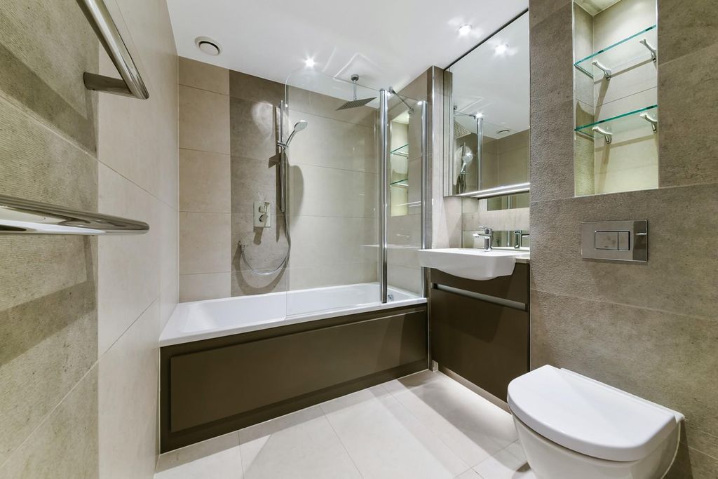 Property photo 2 of 12 Image