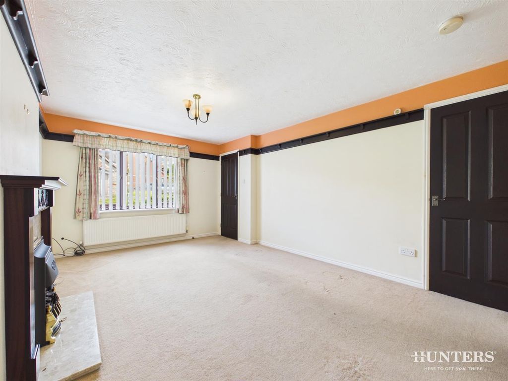 Property photo 2 of 16 6A0Ff424776E44Bf84F4c93E42293302_100_Cam05287G0-Pr