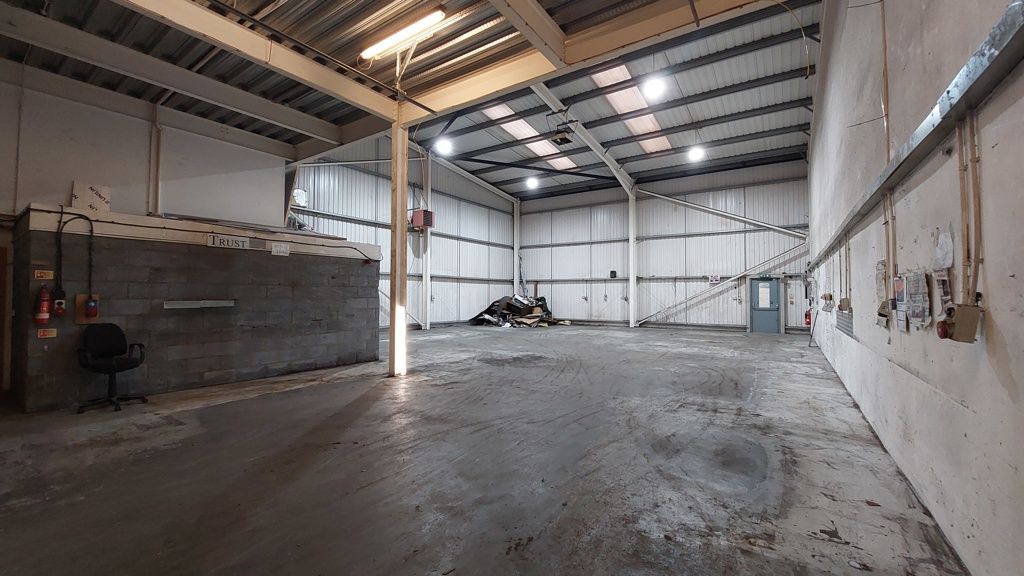 Property photo 3 of 7 Photo 3