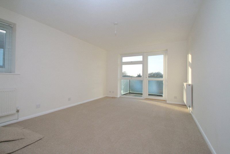 Property photo 2 of 6 Picture No. 04