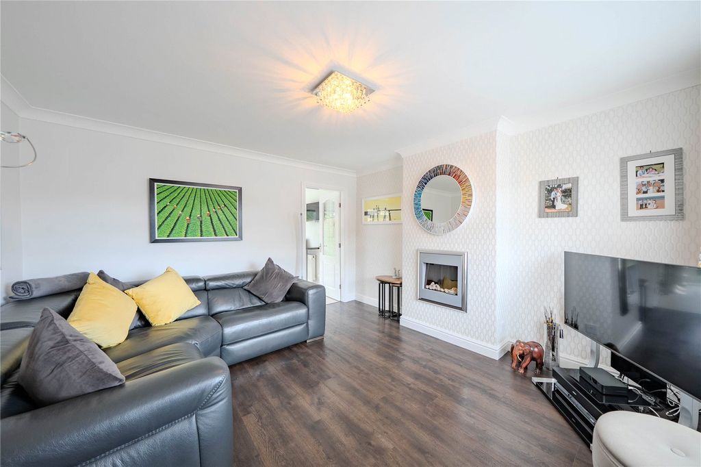 Property photo 2 of 13 Picture No. 01