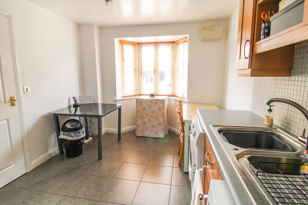 Property photo 3 of 13 Kitchen/Dining Room