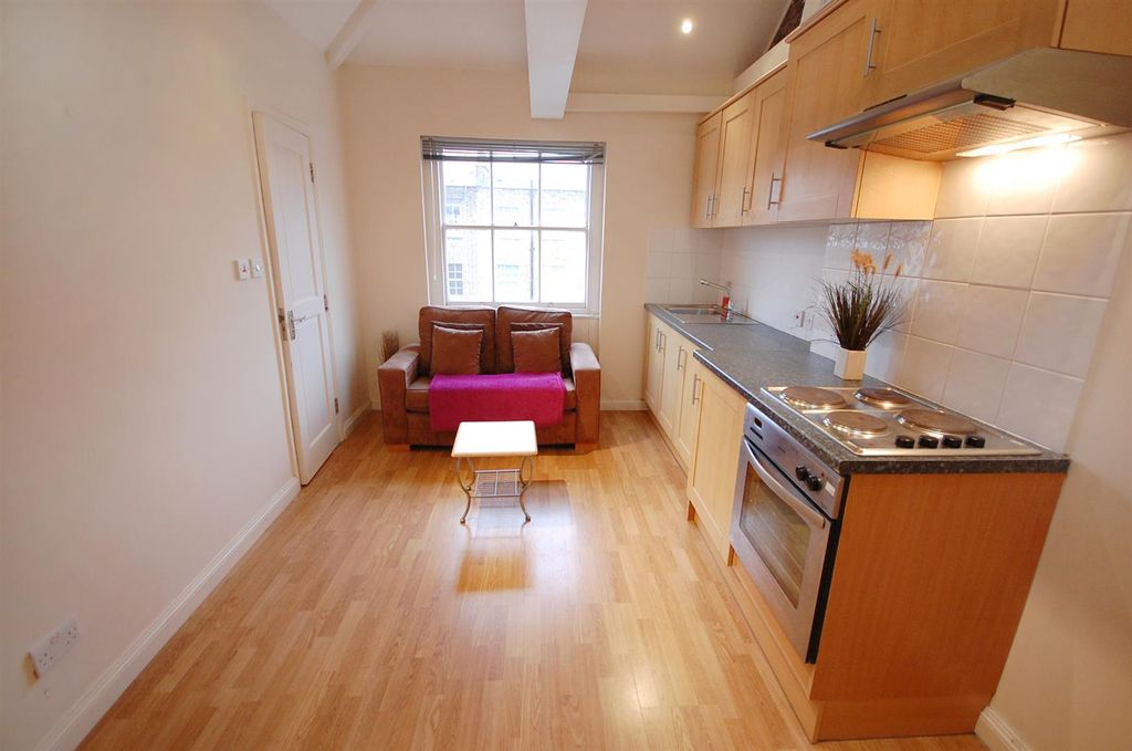 Property photo 2 of 3