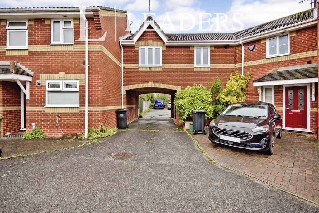 Property photo 1 of 7 Front