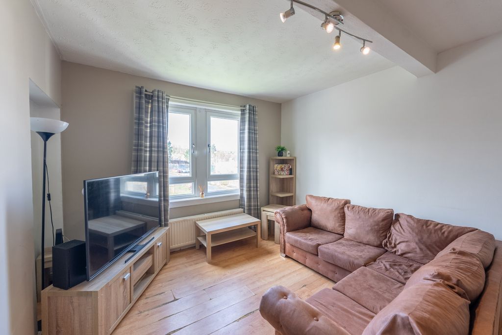 Property photo 2 of 23 Gallery