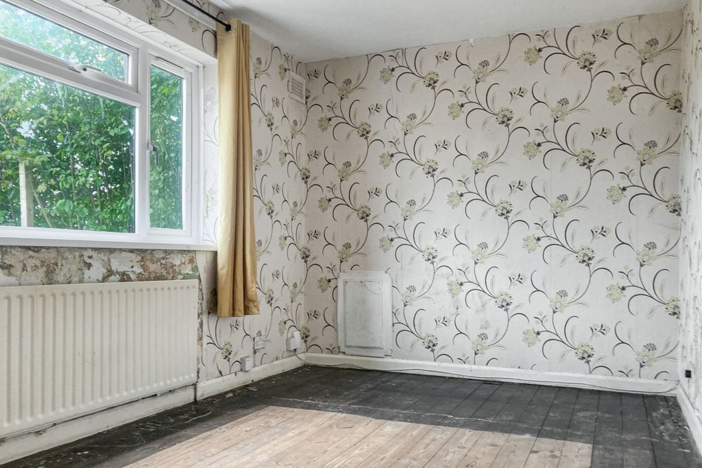 Property photo 2 of 14 46 Mayplace Avenue, Crayford, Dartford, Da1 4Pg