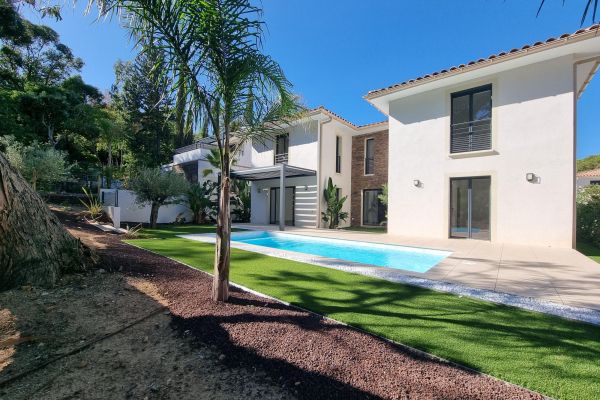 Property photo 2 of 7