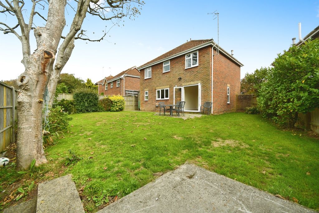 Property photo 2 of 19