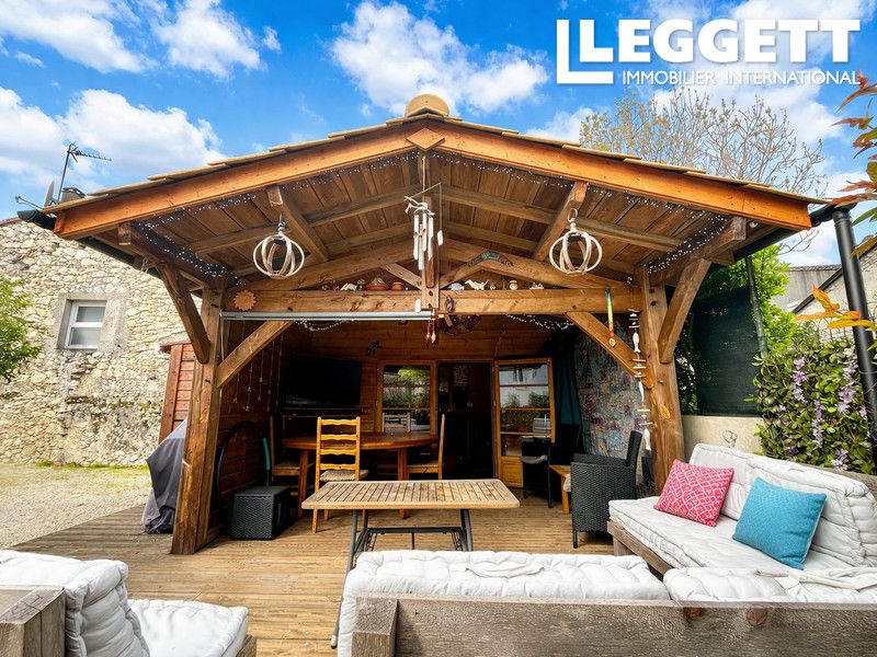 Property photo 2 of 10