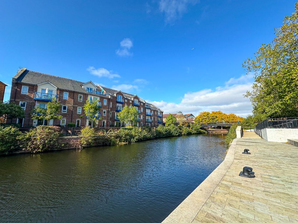 Property photo 2 of 12 4590104