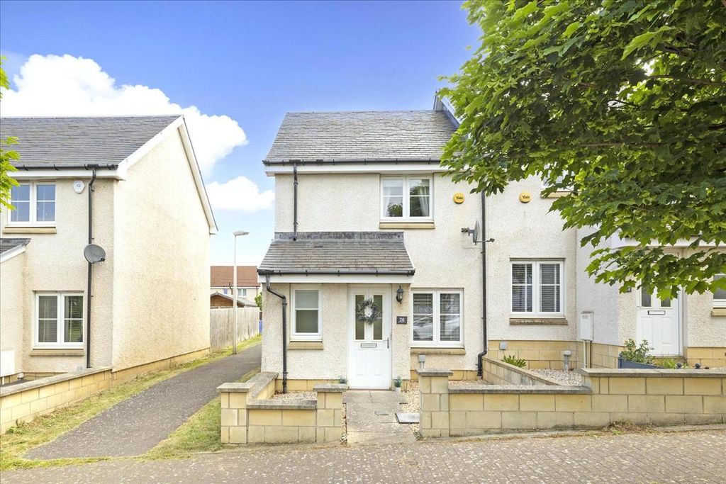 Property photo 1 of 30