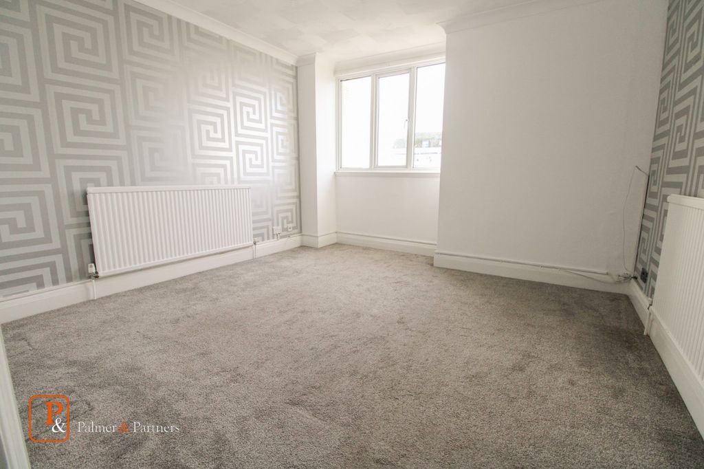 Property photo 2 of 14 Reception Room
