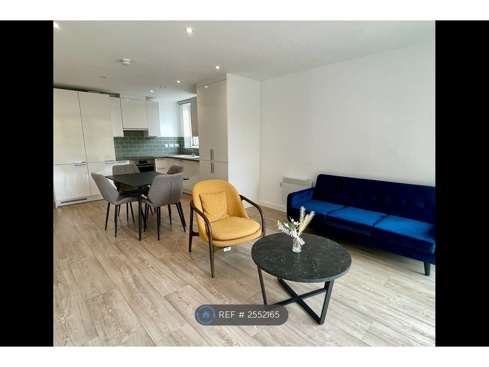 Property photo 3 of 12