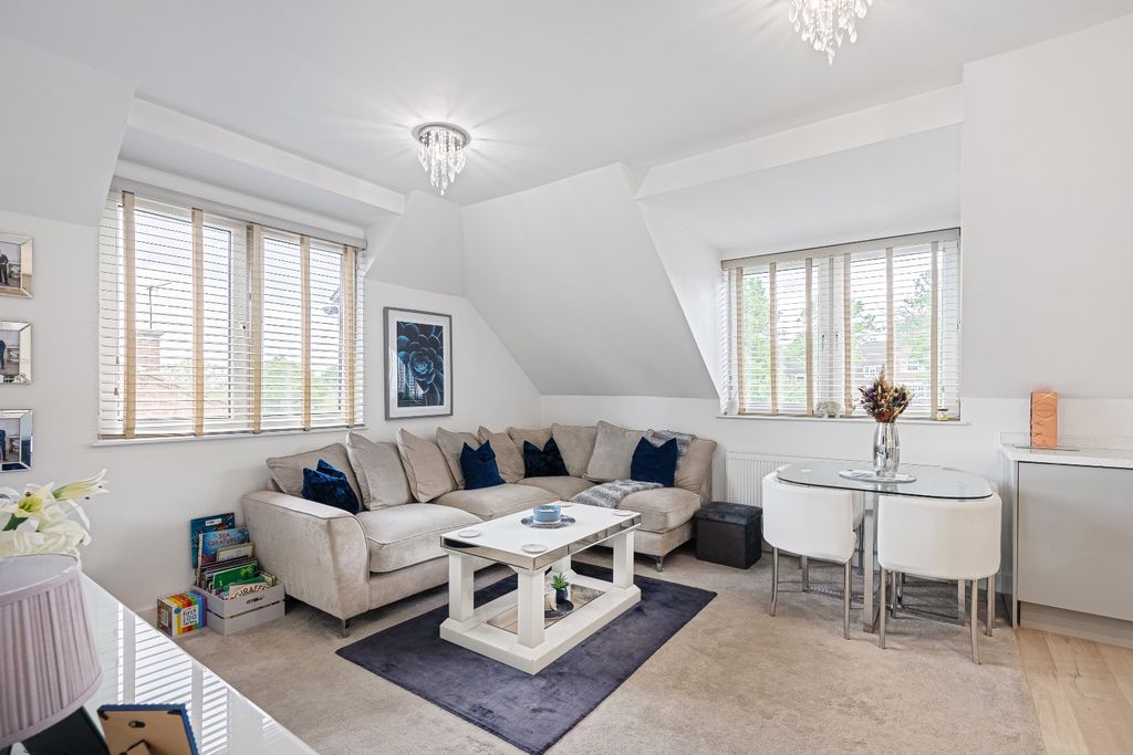 Property photo 2 of 13 3265624