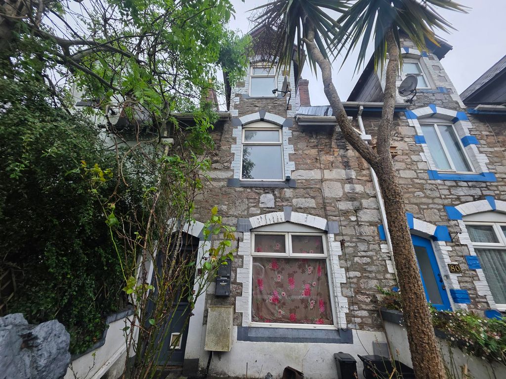 Property photo 1 of 8