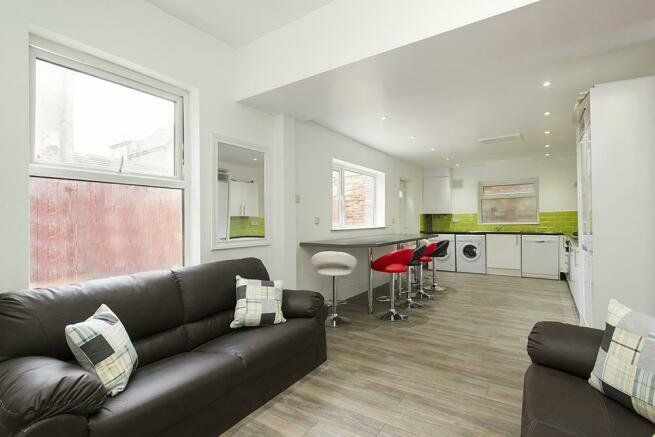 6 bed shared accommodation to rentDerby Grove, Nottingham, Nottinghamshire NG7 photo 4