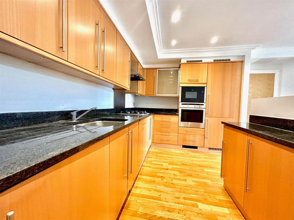 Property photo 2 of 11 5.Jpg