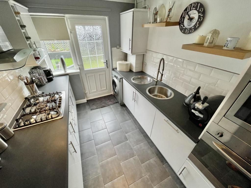 Additional image 5 of 3 bed semi-detached house to rentGarnie Lane, Erskine, Renfrewshire PA8