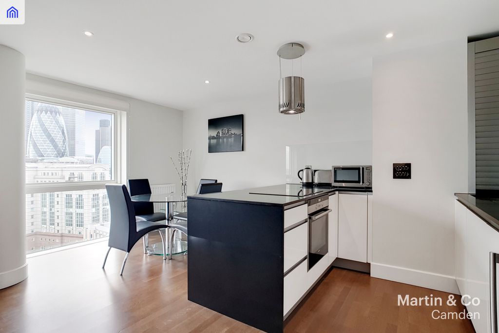 Property photo 2 of 50