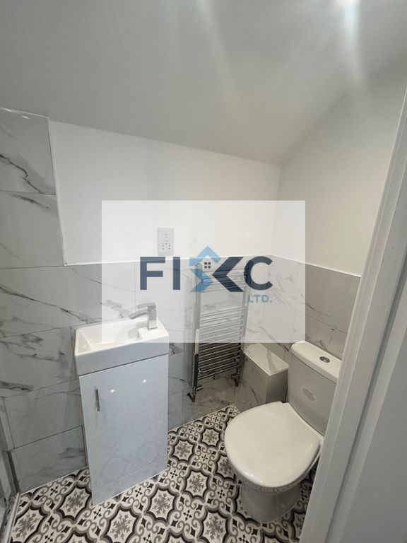 Property photo 3 of 8 2694-Pra12741-3-Raw