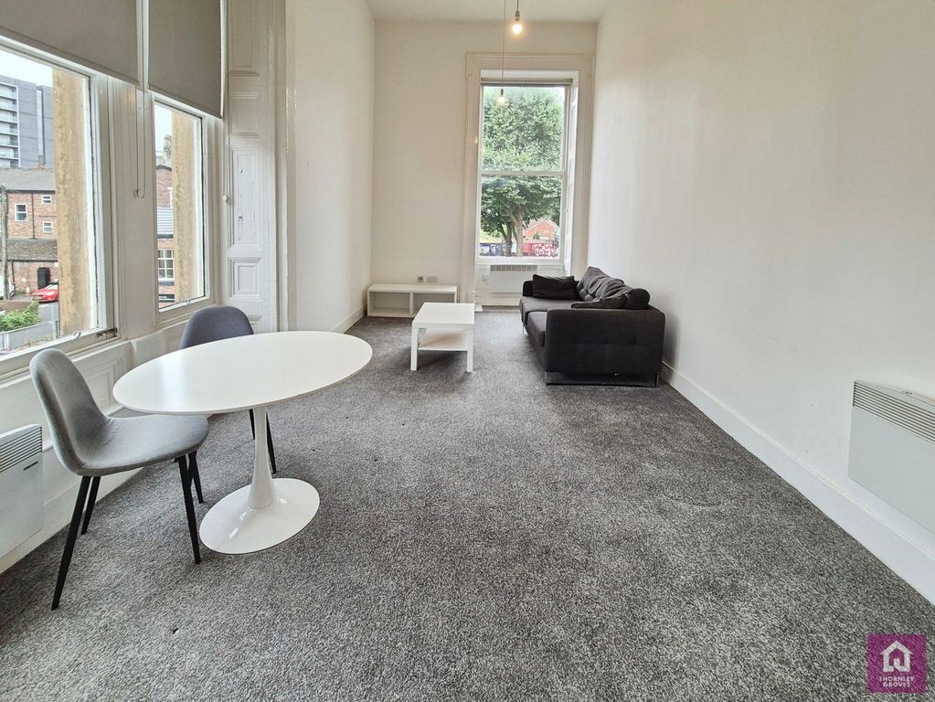 Property photo 3 of 13 Pbox-Img.Jpg