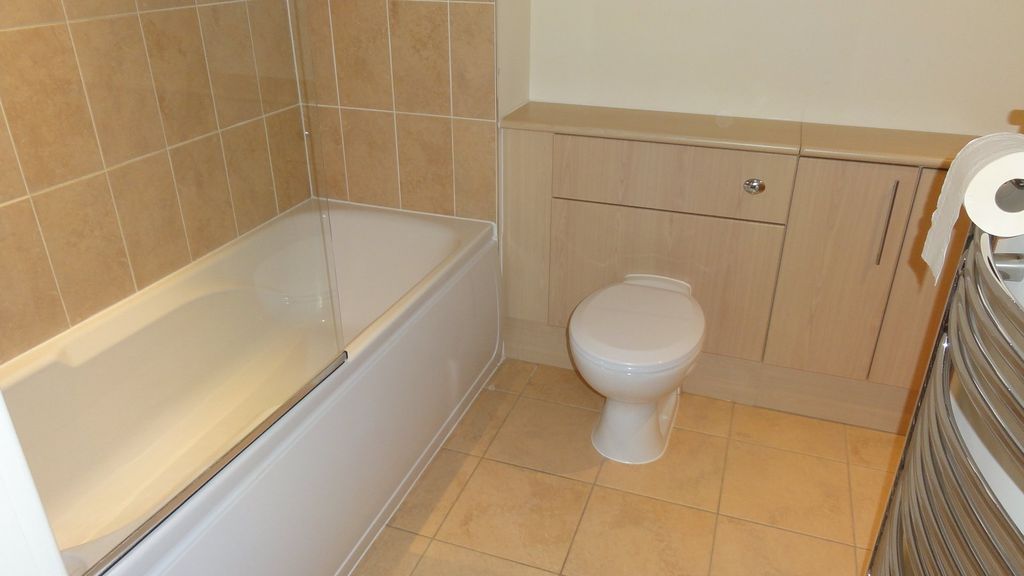 Property photo 3 of 6