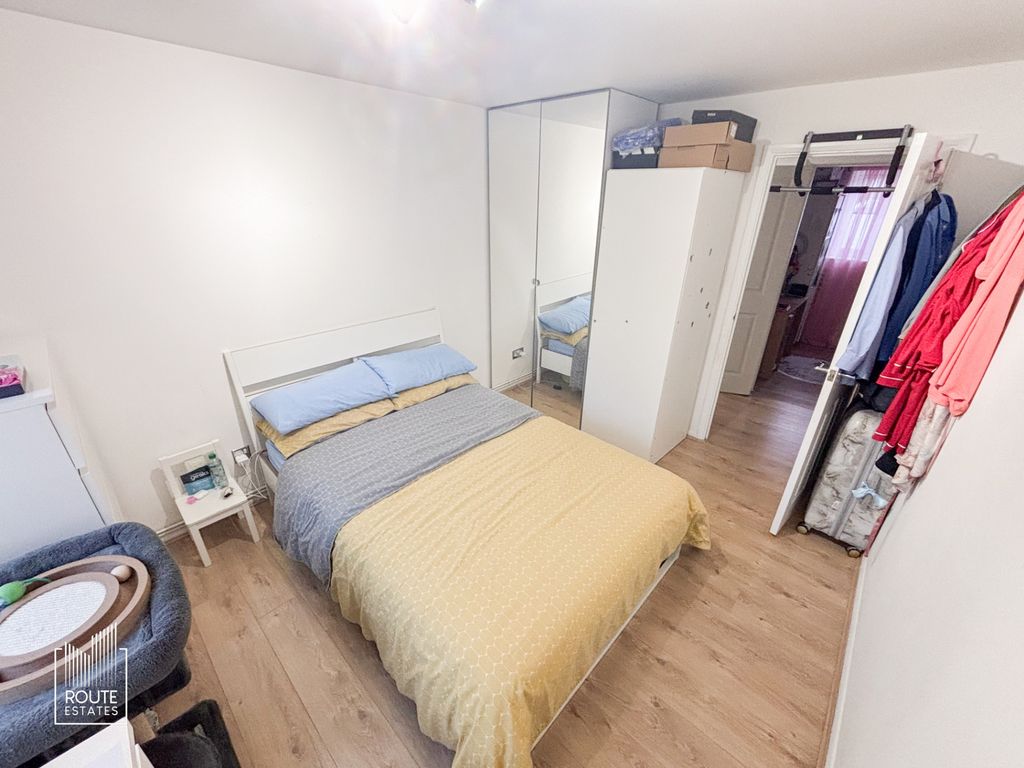 Property photo 3 of 10 Photo 1