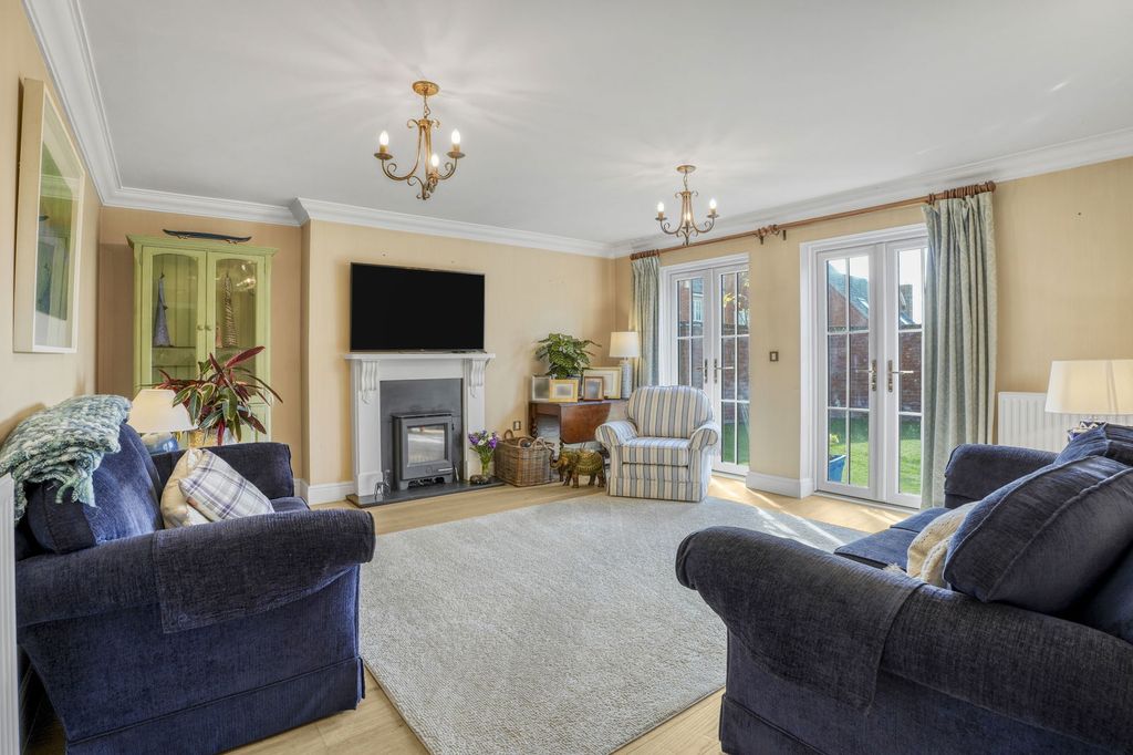 Property photo 3 of 29